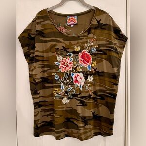 Johnny Was Cap Sleeve Embroidered Camo Tee, size L